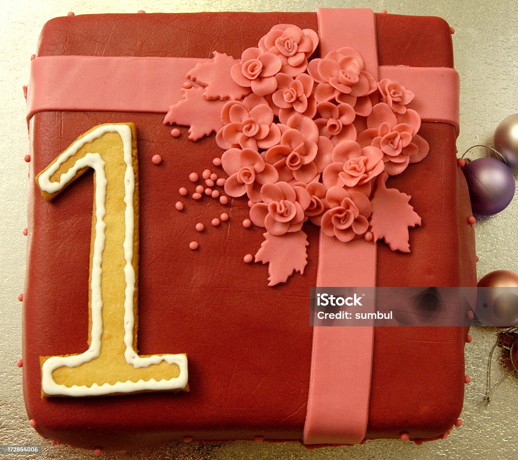 첫 번째 생일 케이크 - 로열티 프리 1 스톡 사진