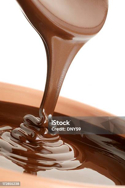 Foto de De Chocolate e mais fotos de stock de Chocolate - Chocolate, Derreter, Verter