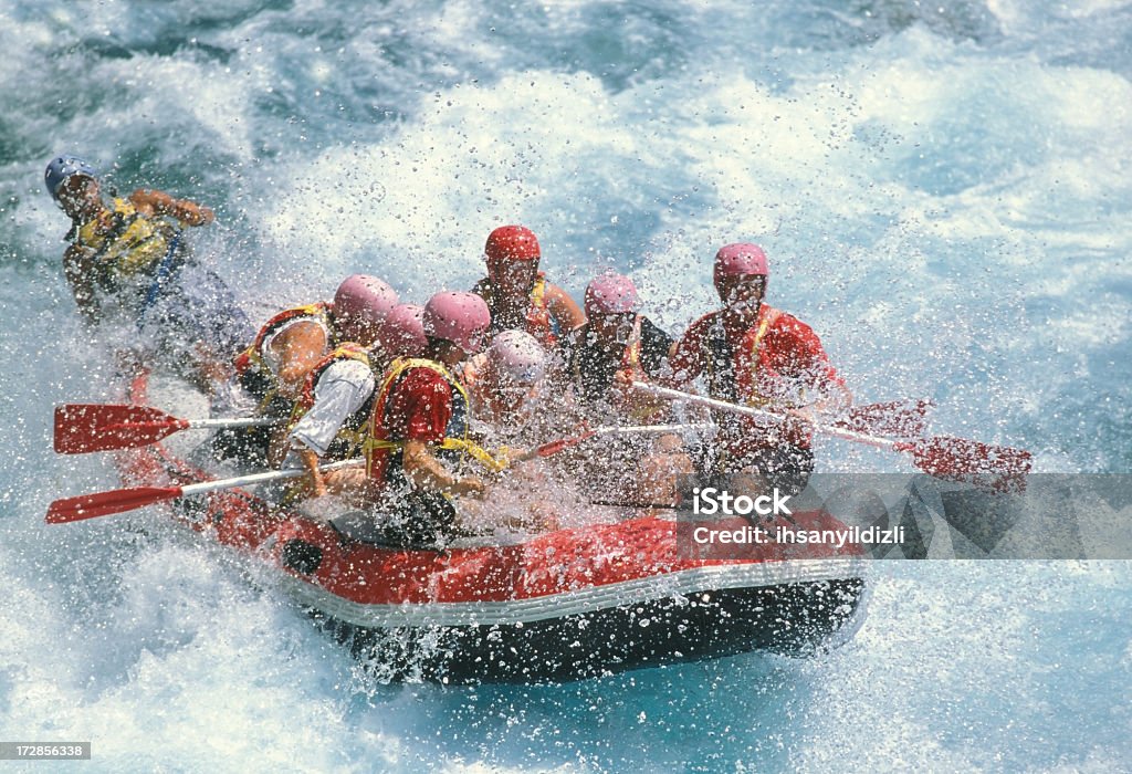 Canoagem em água branca - Foto de stock de Rafting royalty-free