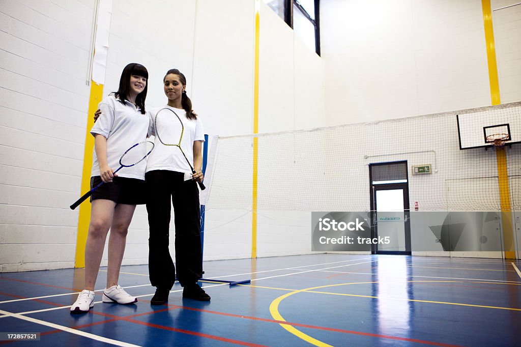 Adolescente estudantes: Parceiros de badminton - Royalty-free Amizade Foto de stock