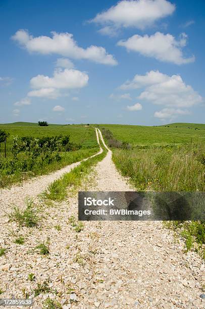 트레일 하떠이 0명에 대한 스톡 사진 및 기타 이미지 - 0명, Flint Hills - Kansas, 구름