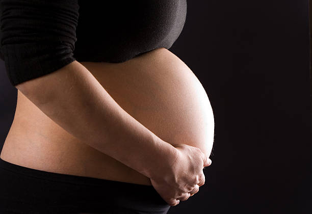 istock Pregnant woman 172860570