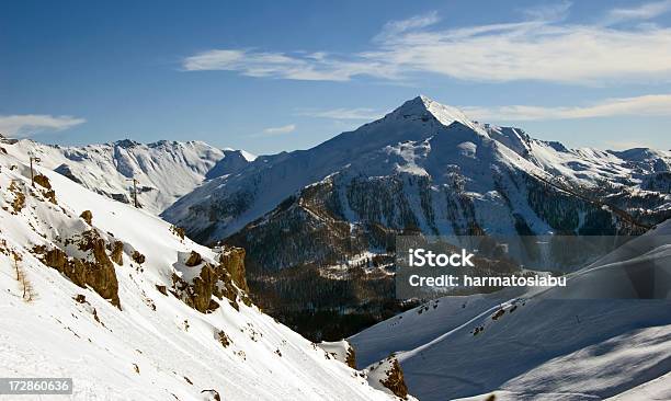 Zimowy Krajobraz - zdjęcia stockowe i więcej obrazów Alpy - Alpy, Alpy Wysokie, Apres ski