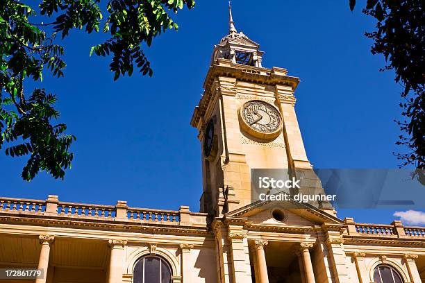 Torre De Reloj Foto de stock y más banco de imágenes de Gobierno - Gobierno, Australia, Arquitectura exterior