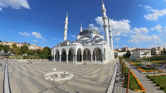 Melike Hatun Mosque, Ankara. Grand symbol of Islamic architecture and spirituality. Its massive dome, towering minarets, and elegant design make it one of largest and most impressive mosques in Turkey