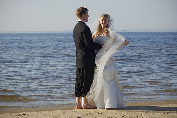 istock Wedding couple dancing at the beach 172862535