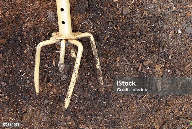 Mano Cultivator Giratorio Foto de stock y más banco de imágenes de Agricultura - Agricultura, Artículos de jardín, Espacio en blanco