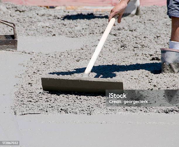Beton Poziomowanie Urządzenia - zdjęcia stockowe i więcej obrazów Betonowy - Betonowy, Cement, Czynność