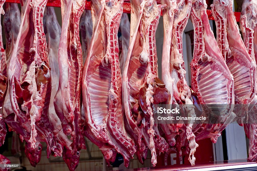 Ягненка на открытом воздухе - Стоковые фото Мясо роялти-фри