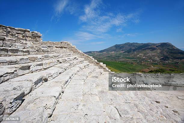 Teatro Grego Detalhe - Fotografias de stock e mais imagens de Antiguidades - Antiguidades, Arcaico, Arqueologia