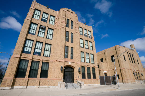 istock Vintage Brick Chicago High School 172873945