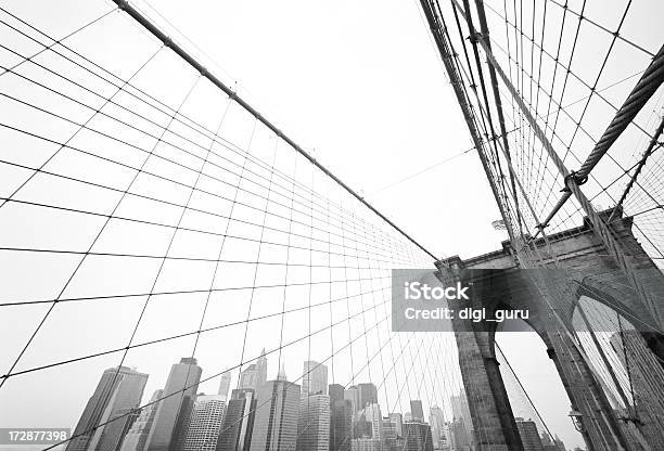 Brooklyn Bridge Panorama - zdjęcia stockowe i więcej obrazów Borough - rodzaj dzielnicy - Borough - rodzaj dzielnicy, Brooklyn - Nowy Jork, Czarno biały