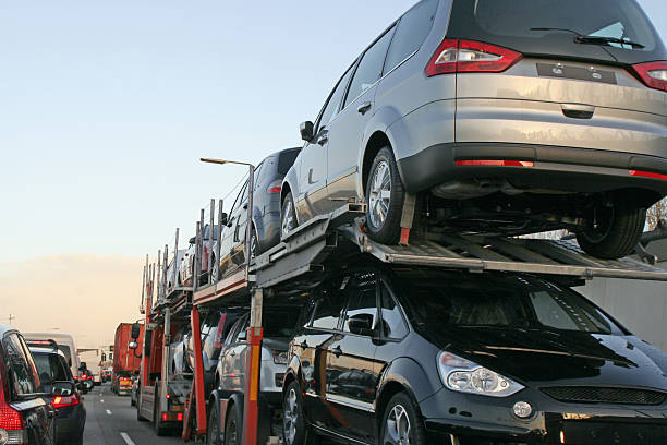 auto nuove trasporto # 2 - car car transporter carrying transportation foto e immagini stock