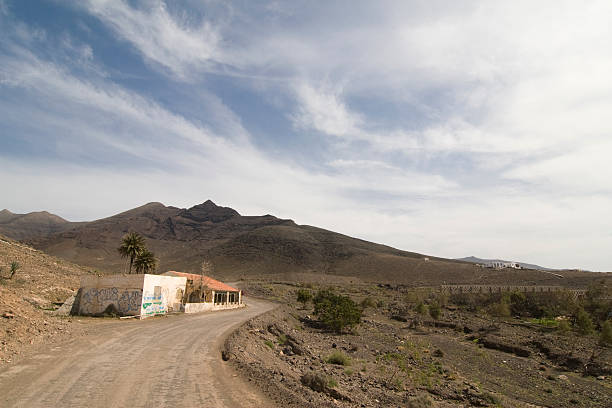 istock Abandoned Hacienda in Fuerteventura 172879965