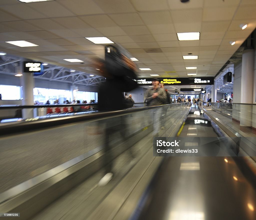 Путешественники на Go - Стоковые фото Аэропорт роялти-фри