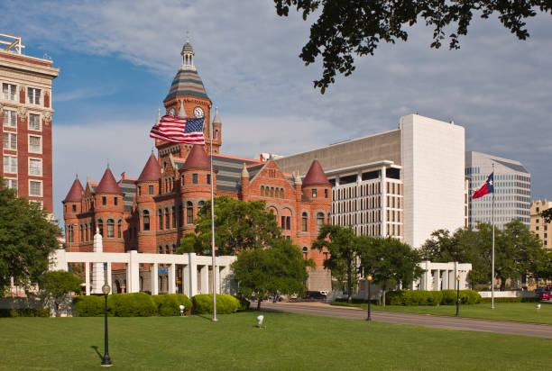 istock Dallas County Courthouse and Dealey Plaza 172881746