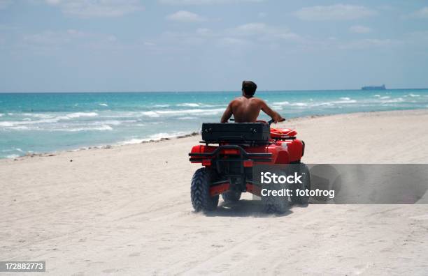 Atv Am Strand Stockfoto und mehr Bilder von Brandung - Brandung, Drive - Sportbegriff, Erwachsene Person