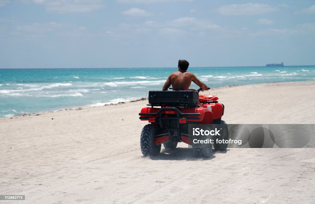 ATV na praia - Royalty-free Adolescente Foto de stock