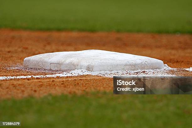 Photo libre de droit de Base De Baseball banque d'images et plus d'images libres de droit de Activité de loisirs - Activité de loisirs, Base de base-ball, Baseball