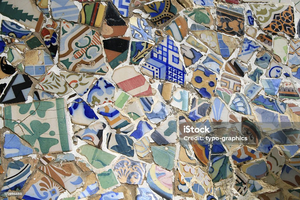 Azulejos en parque güell - Foto de stock de Abstracto libre de derechos