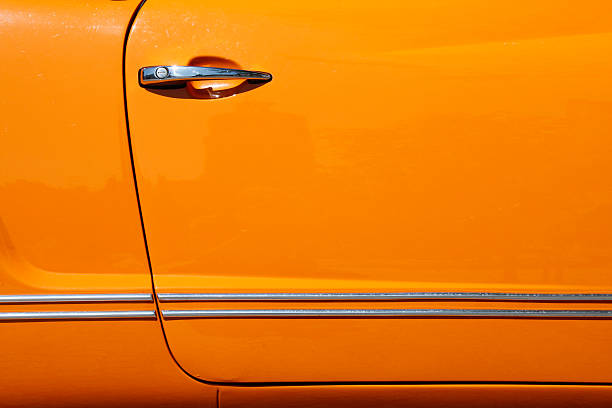 orange puerta del coche de vista karmann-ghia - car car door door handle fotografías e imágenes de stock