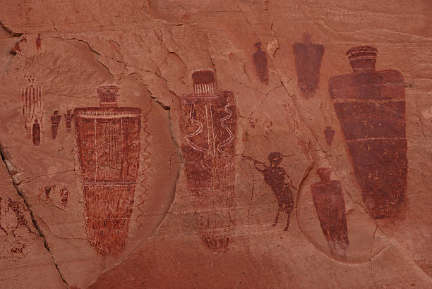 istock Rock Art in Horseshoe Canyon 172897414
