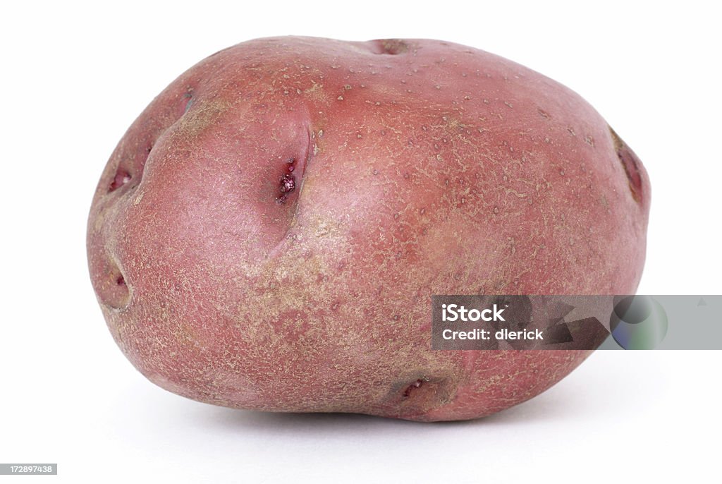 Un gran rojo de papas - Foto de stock de Patata roja libre de derechos