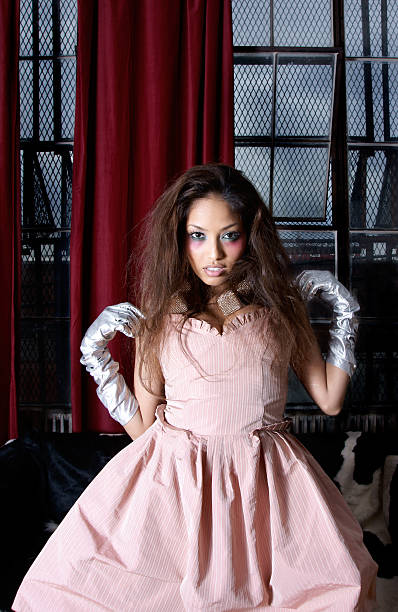 moda modello: ragazza rock per party - formal glove glove leather pink foto e immagini stock