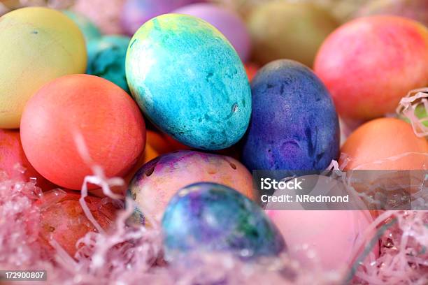 Foto de Ovos De Páscoa e mais fotos de stock de Colorido Pastel - Colorido Pastel, Comemoração - Evento, Fotografia - Imagem