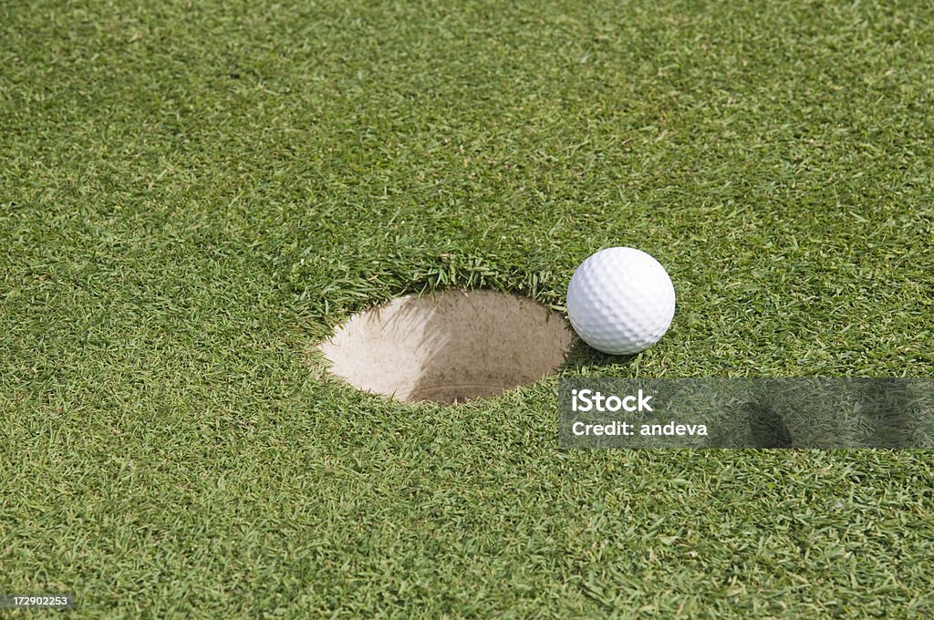 Pallina da golf - Foto stock royalty-free di Ambientazione esterna