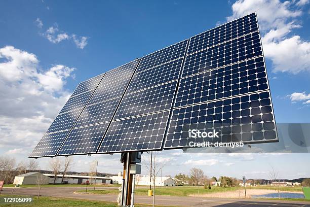 Paneles De Potencia Solar Foto de stock y más banco de imágenes de Abstracto - Abstracto, Central eléctrica solar, Ciencia