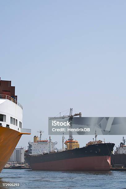 Dakar Al Puerto Foto de stock y más banco de imágenes de Buque de carga - Buque de carga, Dakar, Senegal