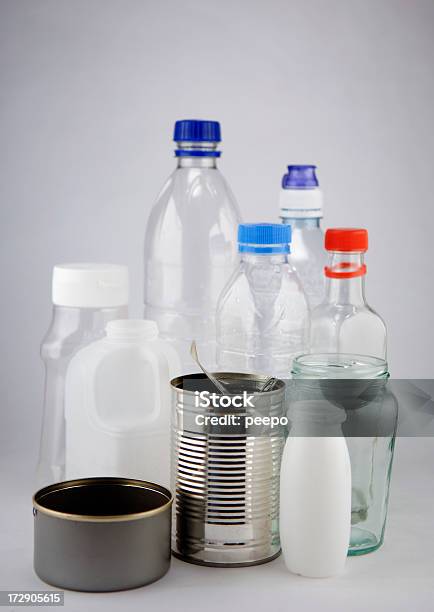 Recykling Seria - zdjęcia stockowe i więcej obrazów Butelka - Butelka, Odzyskiwanie i przetwarzanie surowców wtórnych, Plastik