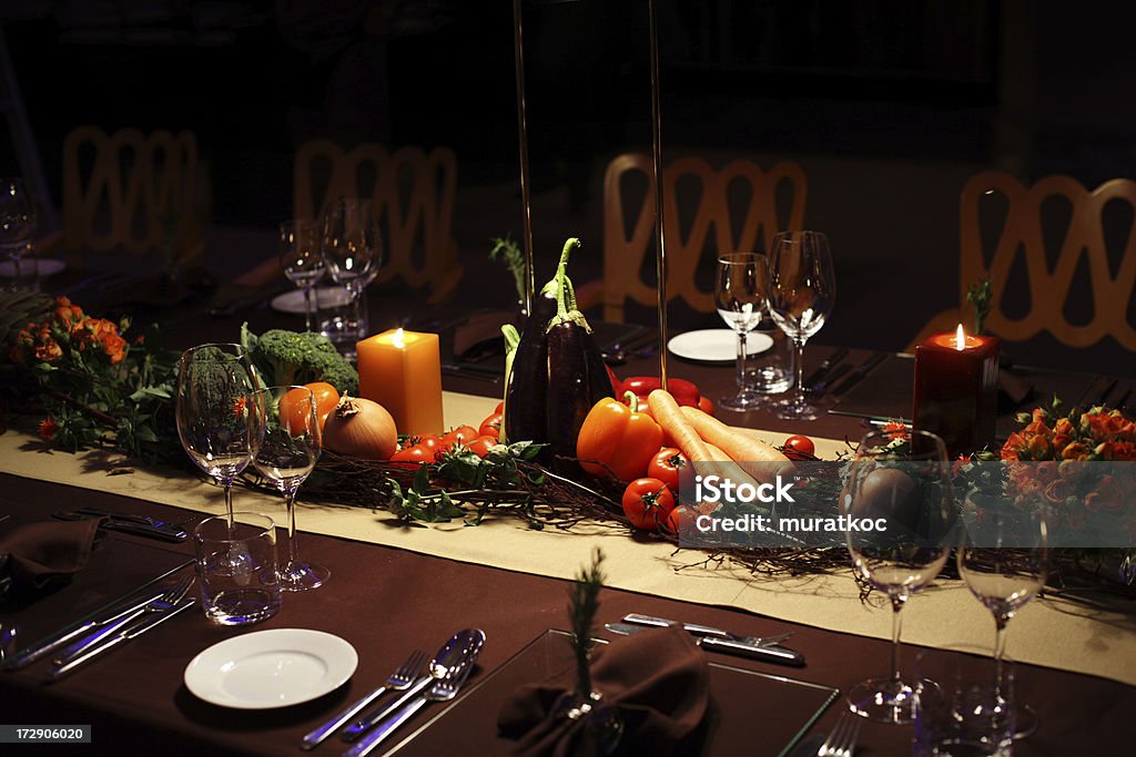 Вегетарианская Сервировка стола - Стоковые фото Баклажан роялти-фри