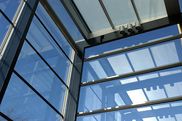 architektura nowoczesne szkło - aluminum glass house window zdjęcia i obrazy z banku zdjęć