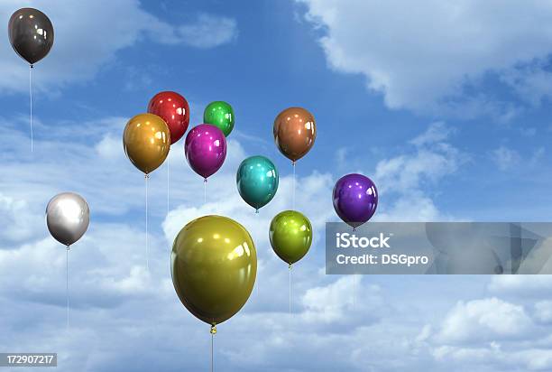 Globos Foto de stock y más banco de imágenes de Brillante - Brillante, Carnaval, Celebración - Ocasión especial