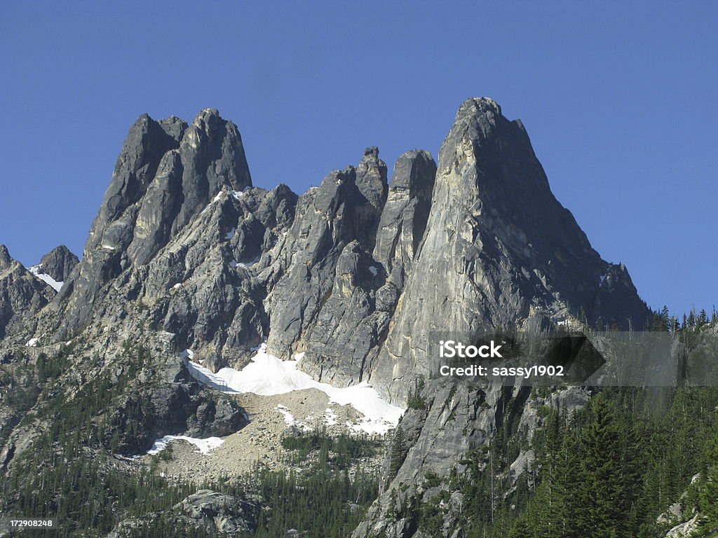 Robuste Peak Mountain - Lizenzfrei Alles hinter sich lassen Stock-Foto