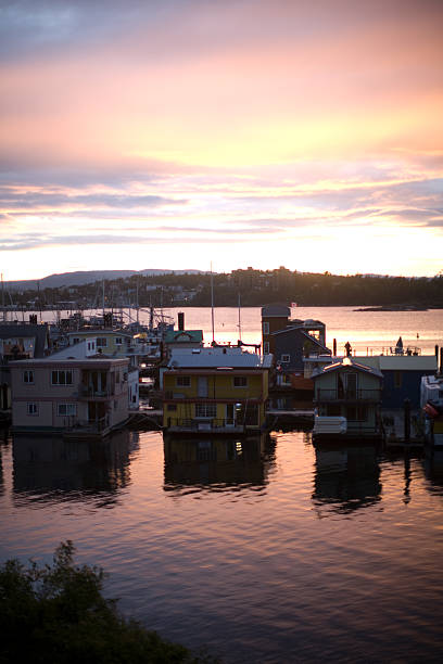 istock house boats 172911998