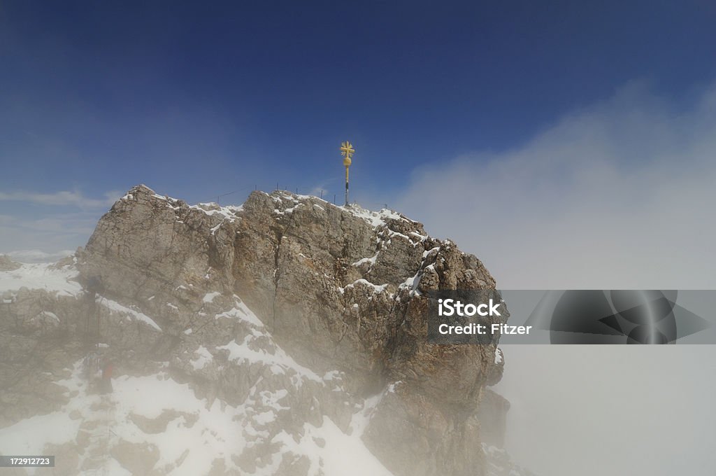 summit 교차 on 쥬크슈피체 산 - 로열티 프리 독일 스톡 사진