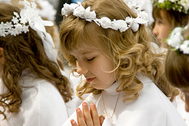 istock Young girls first holy communion 172912903