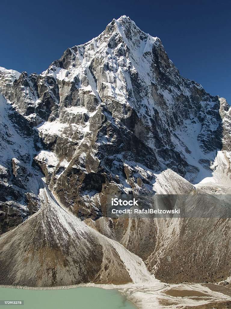 Himalaia pico da montanha - Foto de stock de Nepal royalty-free