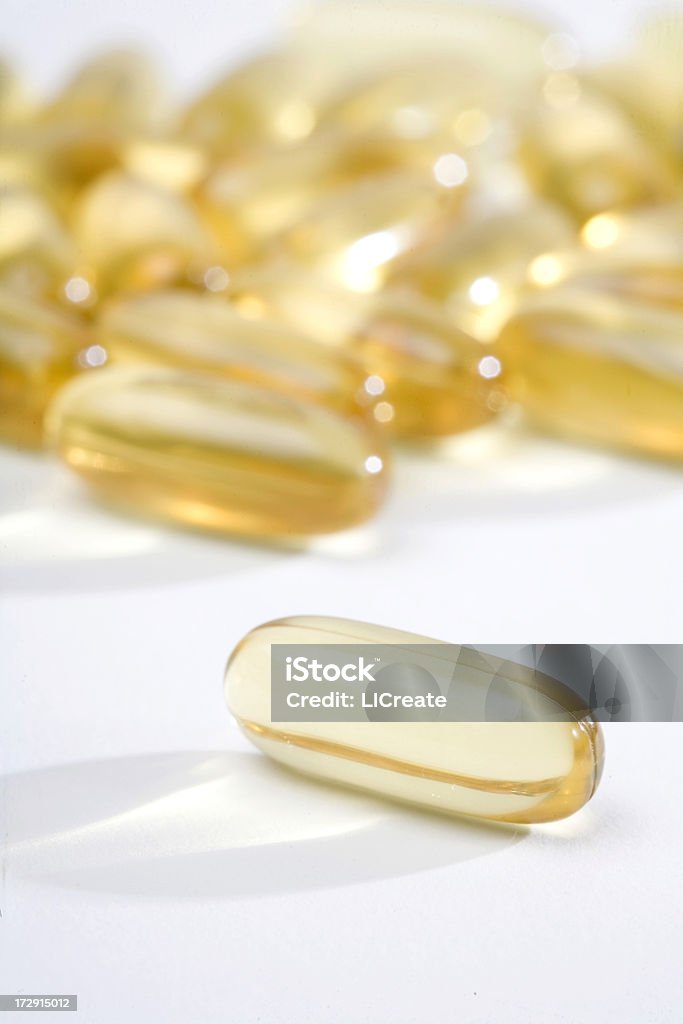 Cápsulas de Gel - Foto de stock de Aceite de hígado de pescado libre de derechos