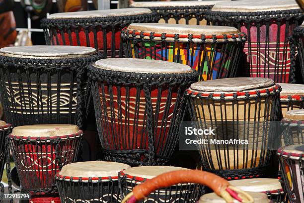 Djembé Tambores Paisaje Foto de stock y más banco de imágenes de Sisal - Sisal, Djembé, República de Sudáfrica