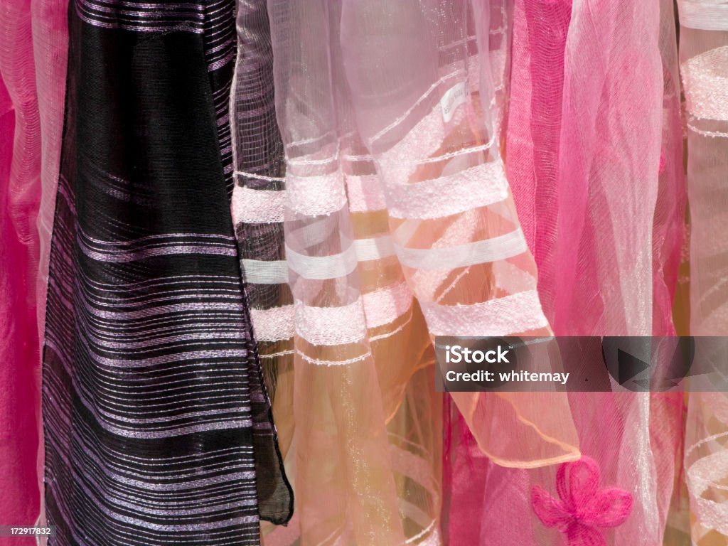 Tessuti svolazzanti - Foto stock royalty-free di Abbigliamento