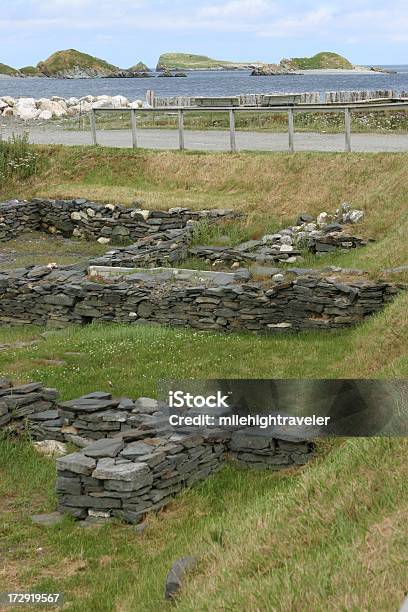 Colônia De Avalon Permanece Ferryland Arqueológico Escavar Nfld - Fotografias de stock e mais imagens de Arqueologia