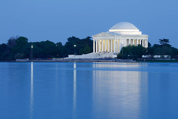 мемориал джефферсона - washington dc night jefferson memorial memorial стоковые фото и изображения