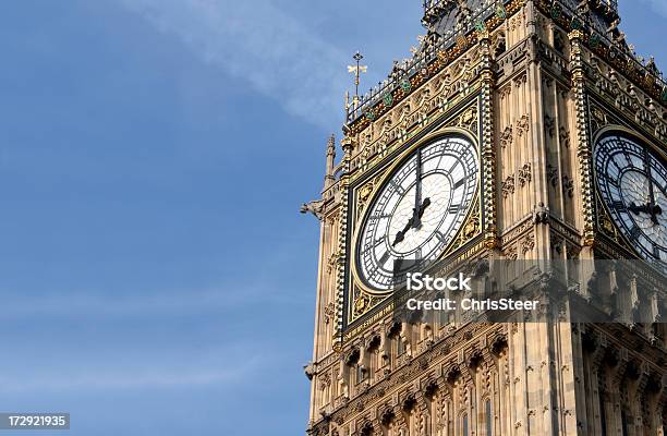 Big Ben A Londra - Fotografie stock e altre immagini di Big Ben - Big Ben, Capitali internazionali, Composizione orizzontale