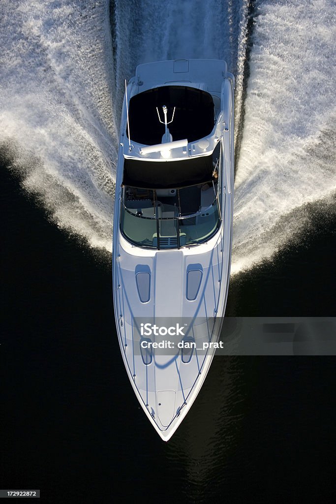 Роскошная яхта Вид с воздуха - Стоковые ф�ото Богатство роялти-фри