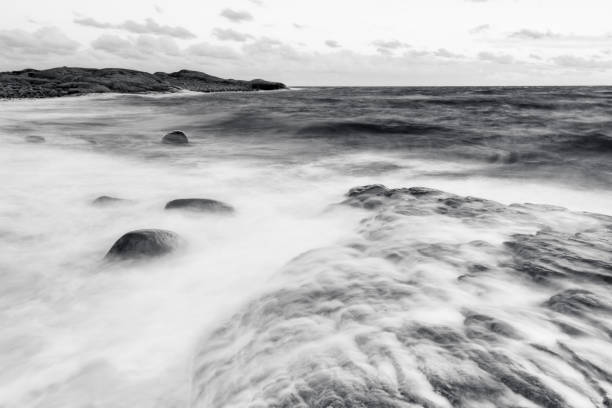 istock Seascape with waves crashing on the coastline 1729229828