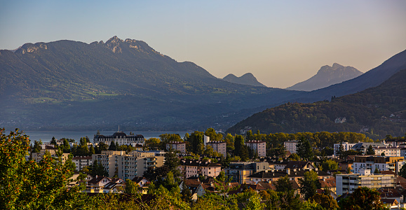 In this photo, Annecy and its lake with the Bauges massif in the background.